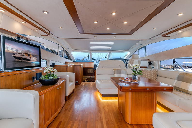 Sunseeker Predator 72 gallery 10